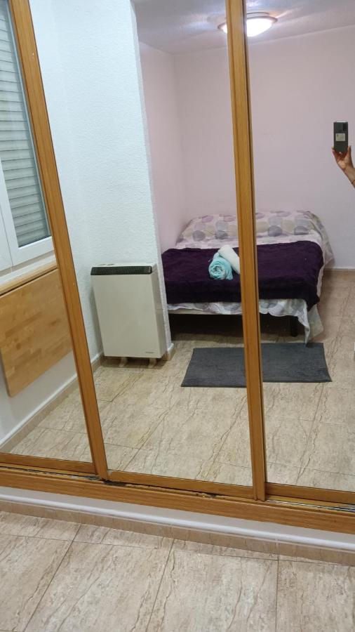 Habitacion Centrica Cerca De Gran Via Мадрид Екстериор снимка